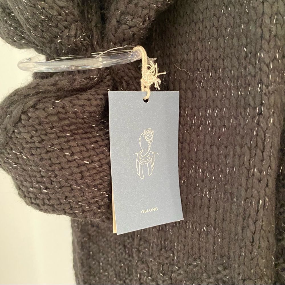 Universal Thread Oblong Scarf - Picture 2 of 4